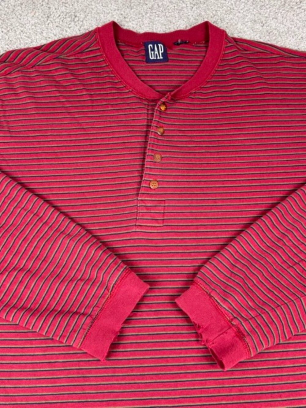 Vintage 00’s GAP Two Toned Striped Henley Long Sleeve Shirt Essentials Sz Large